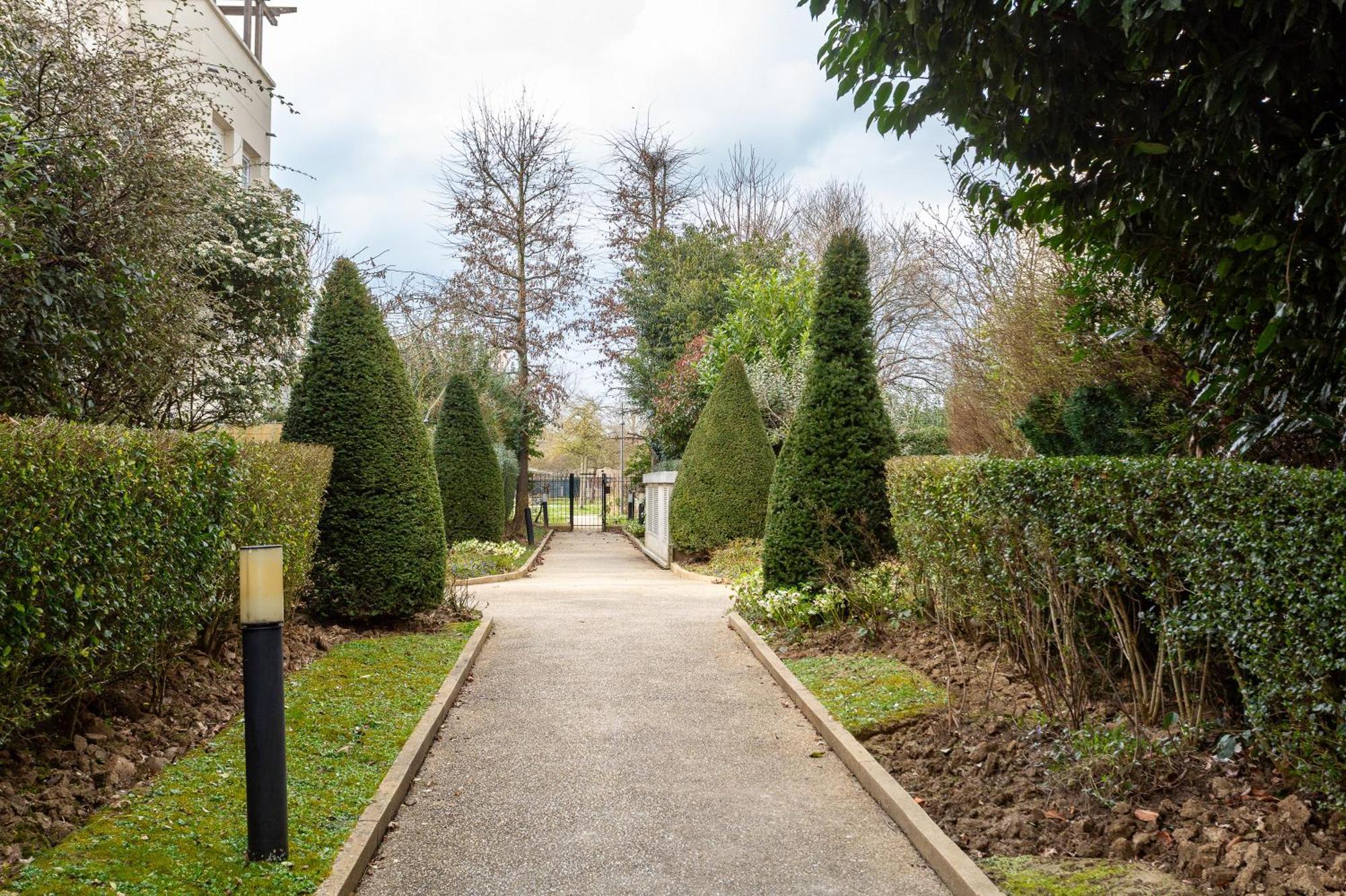 Happy Stay Disney Two - Apartment With Garden & Parking Montévrain Exteriör bild